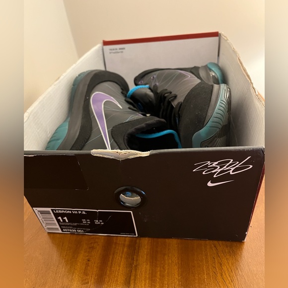 Men’s 11 - Nike Lebron 7 PS Summit Lake Hornets 407639-001 ***Rare*** main image 2